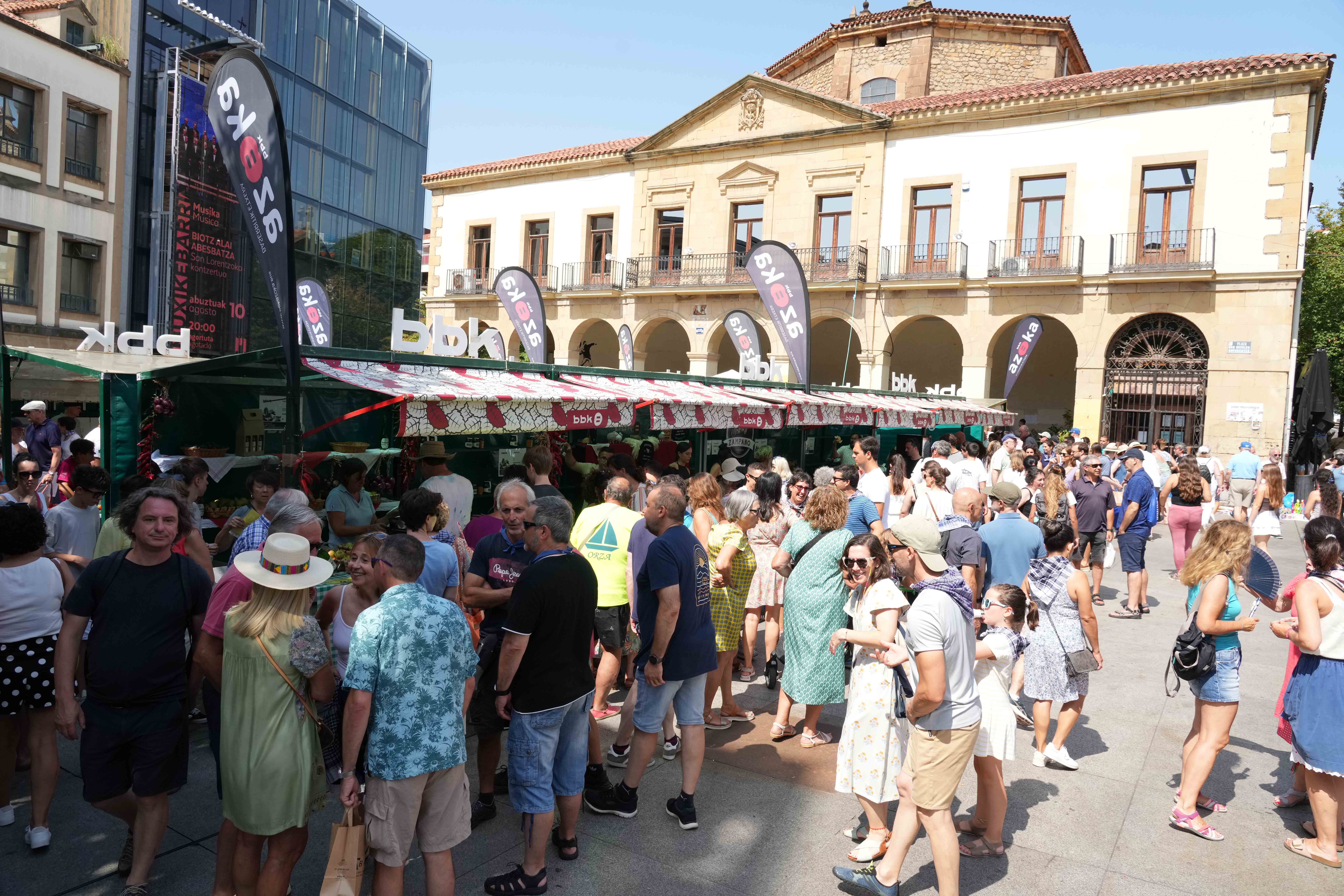 Ya tenemos plan para este lunes: «Nos vamos al Mercado de San Lorenzo de Getxo»
